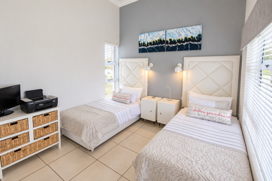 3 Bedroom Property for Sale in Marina Martinique Eastern Cape